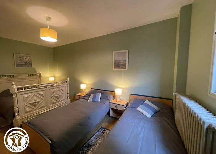 Maison Renovee Avec Piscine Chauffee Privative Pres De Challans Et Aizenay - Fr-1-426-258 *